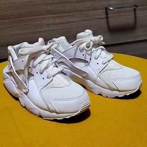 Kids nike sport running white shoes size 1.5y